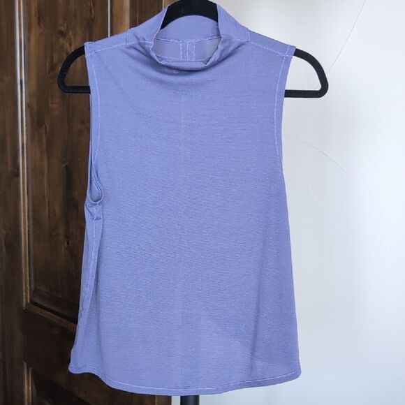 Lululemon Size 6 Women Twist & Reach Mock Neck Tank In Heather Viola NWOT - Picture 4 of 10